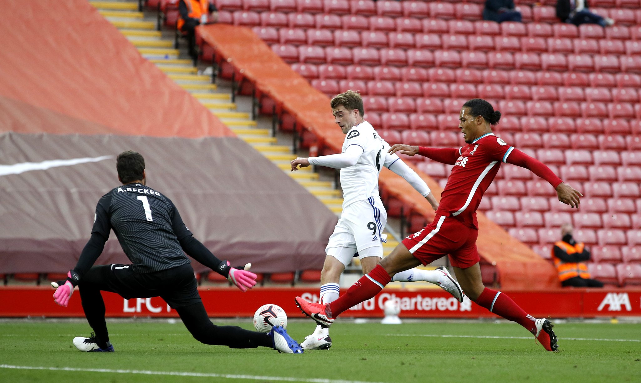 勇士内线身 勇士内线身